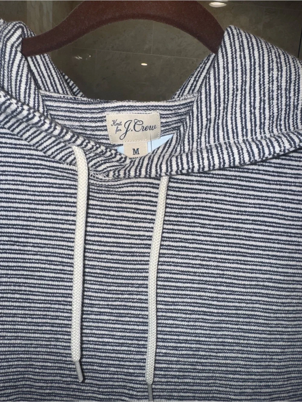 Knit for Jcrew Men’s Navy and White Striped Hoodie Size M NWOT